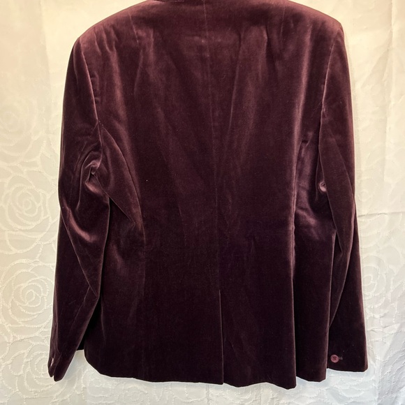 The Limited Deep Purple Velvet Blazer. Size Large. - Picture 3 of 5